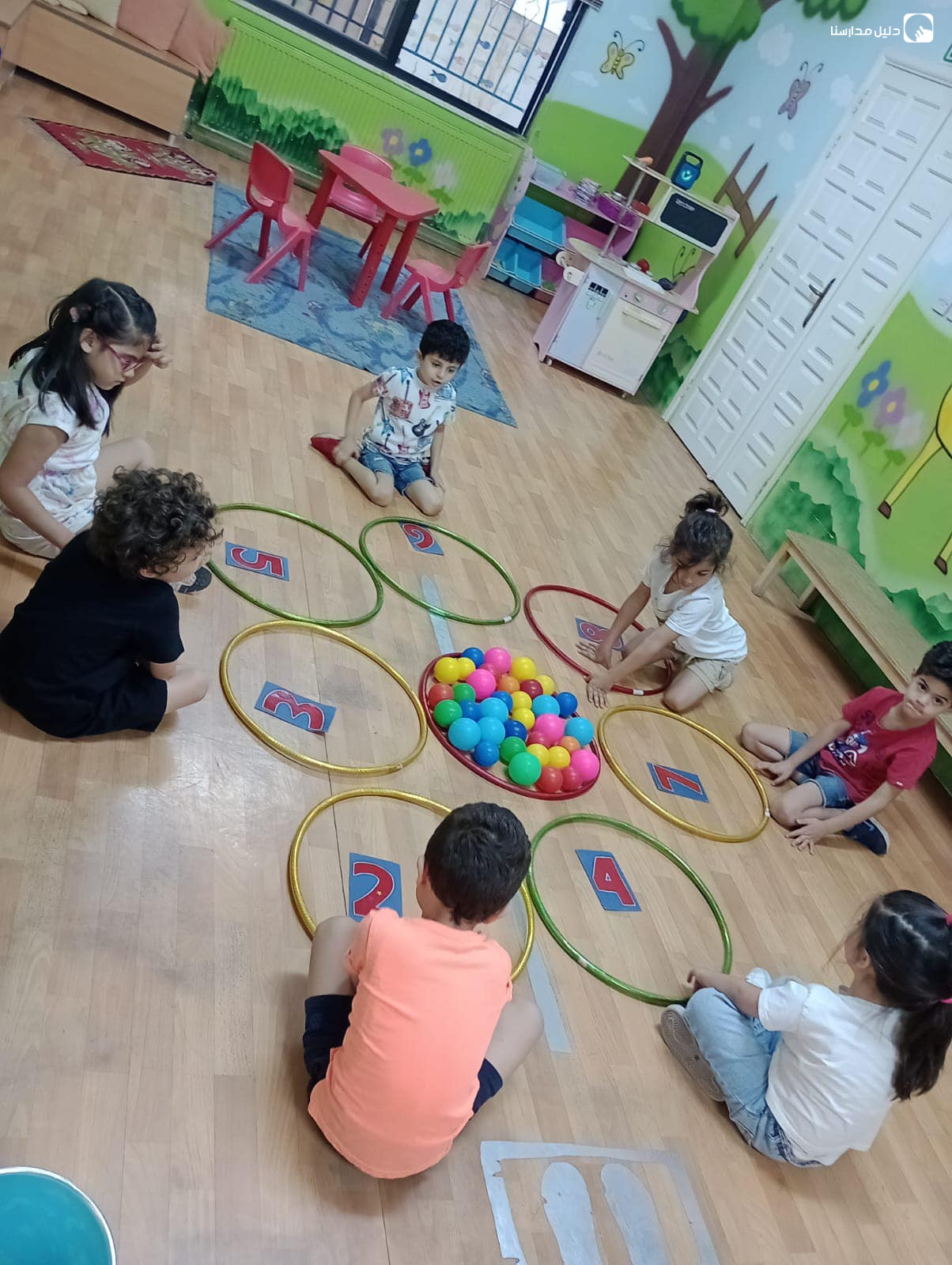 روضة الايام السعيدة slide 3