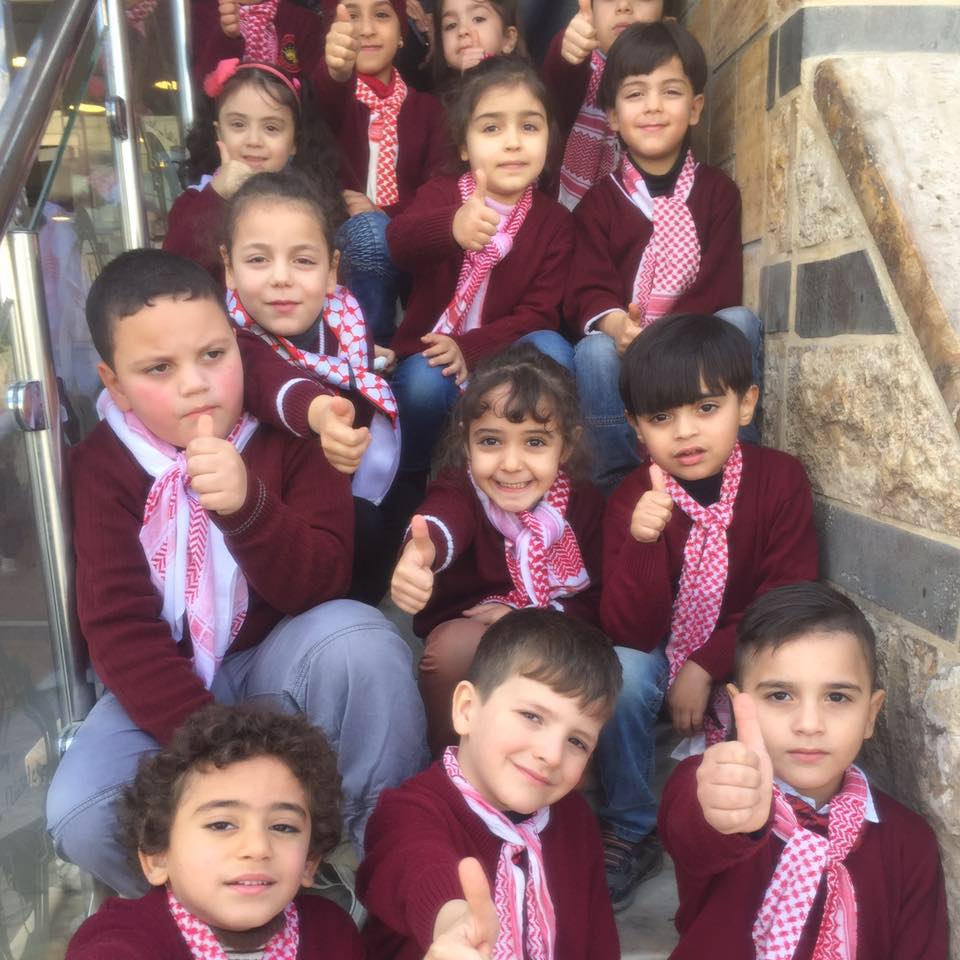 روضة تاج للأطفال slide 1