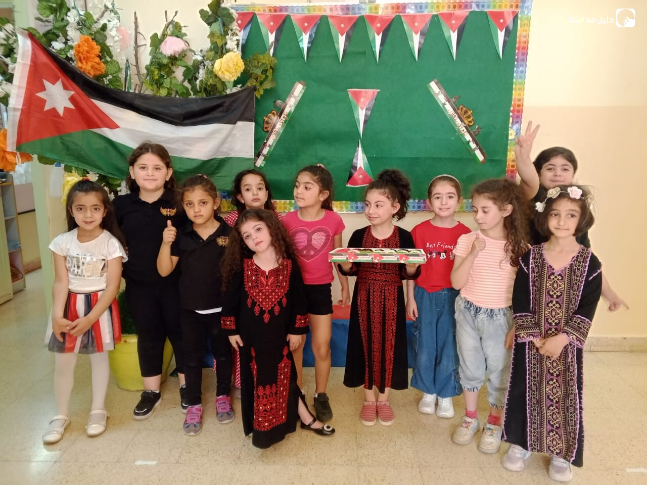 روضة لاتين الفحيص slide 6