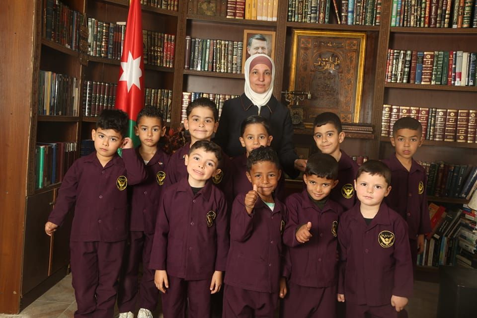 روضة الذكاء المحلق slide 1