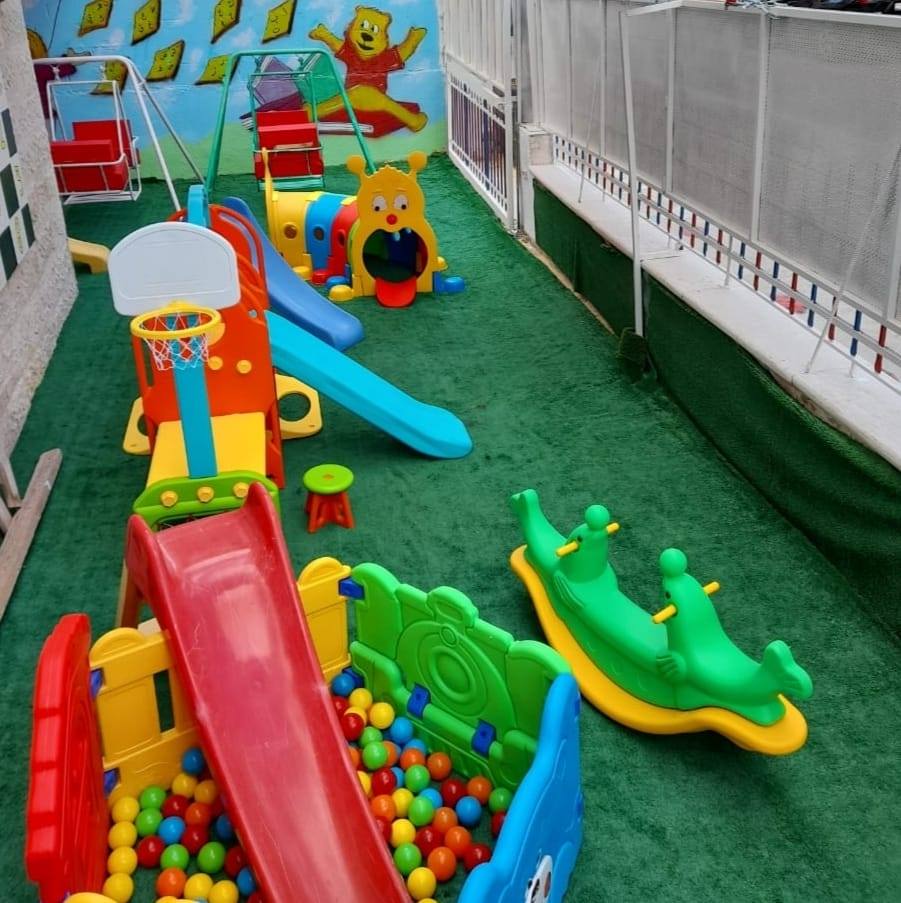 حضانة سر التناغم slide 1
