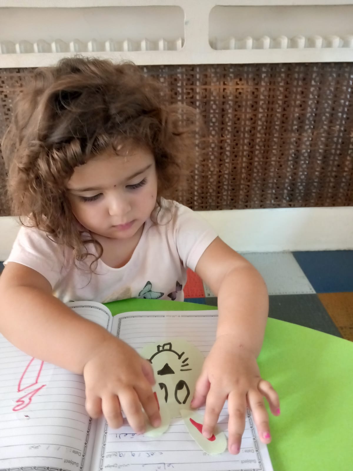 حضانة الخطى الصغيرة slide 4