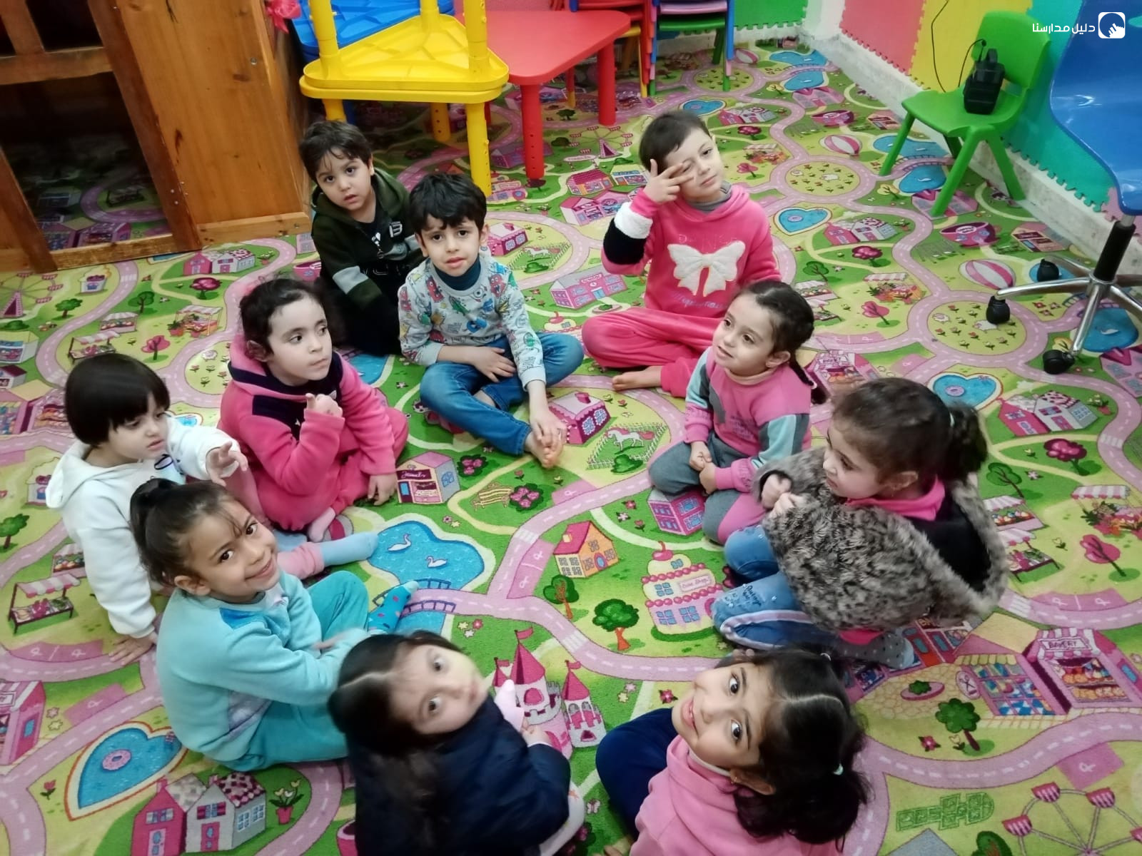 حضانة تغريد العصافير النموذجية slide 3