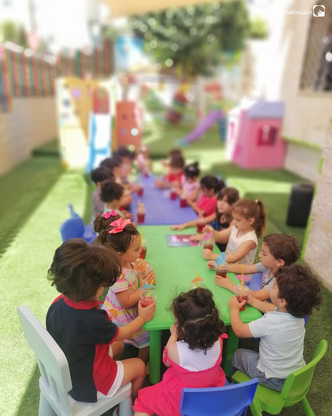 حضانة طنين النحل slide 2