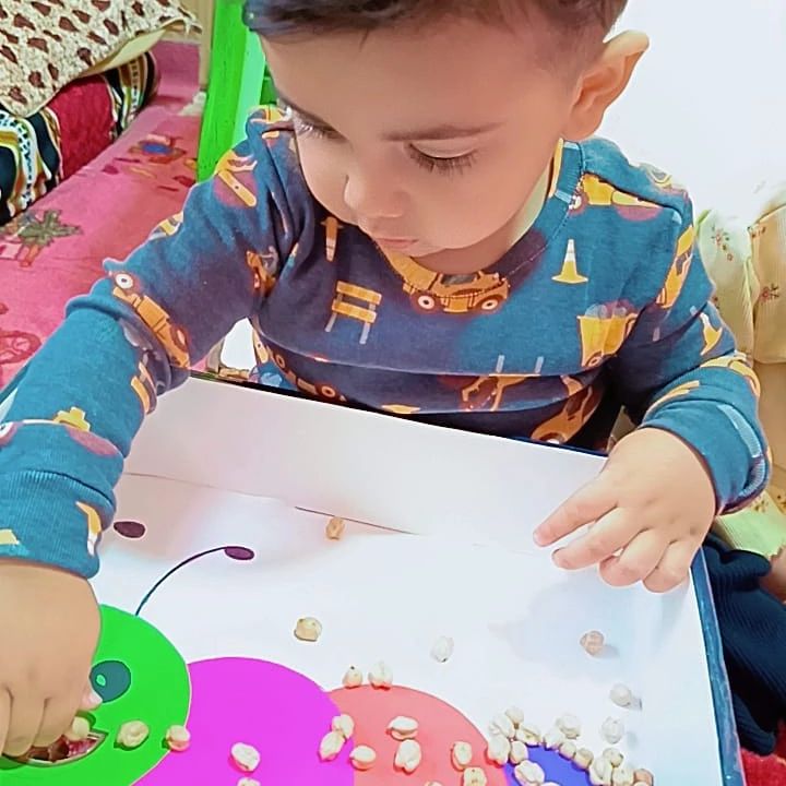 حضانة ركن الحنان slide 4