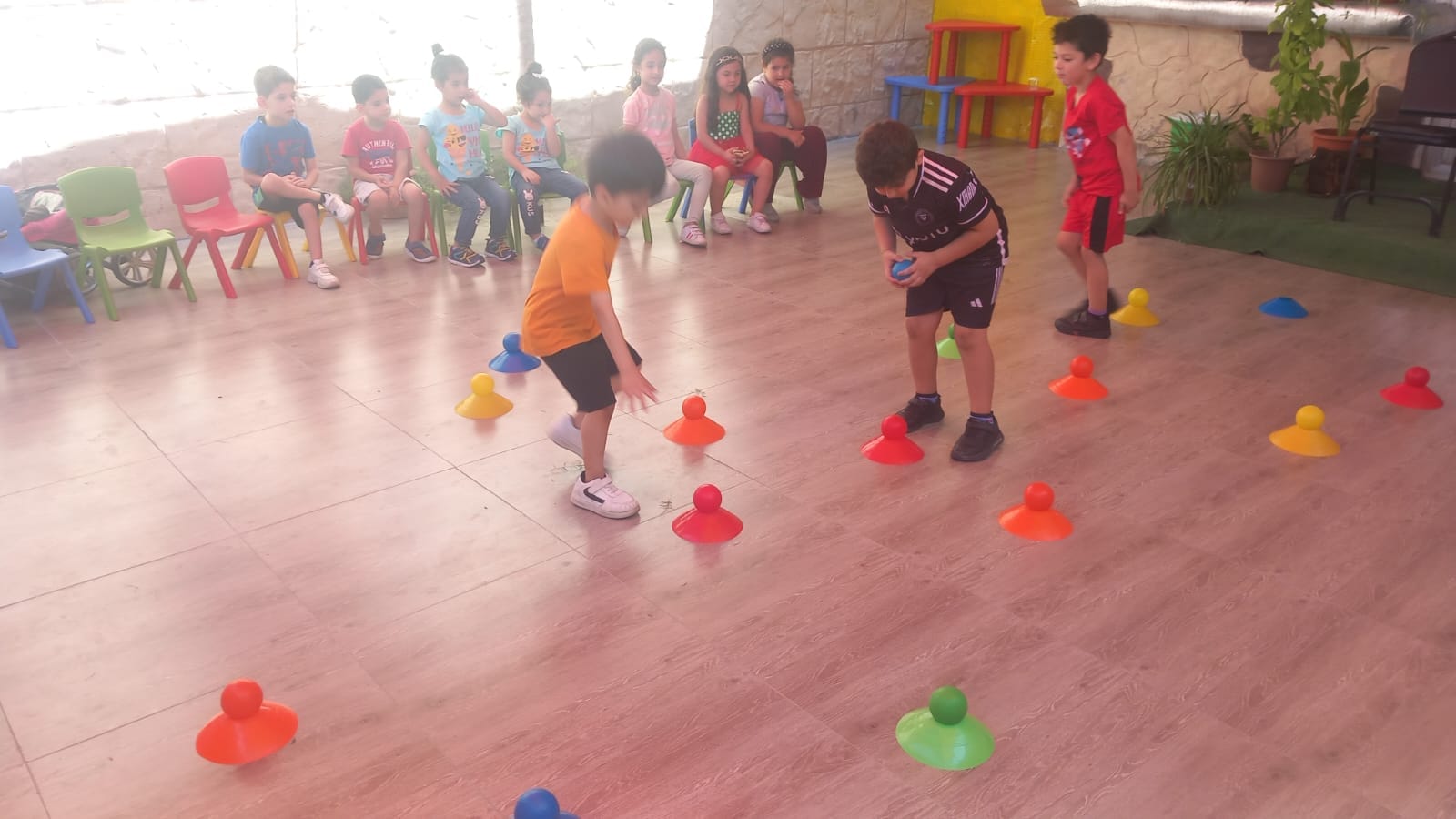 حضانة بلوتو slide 7