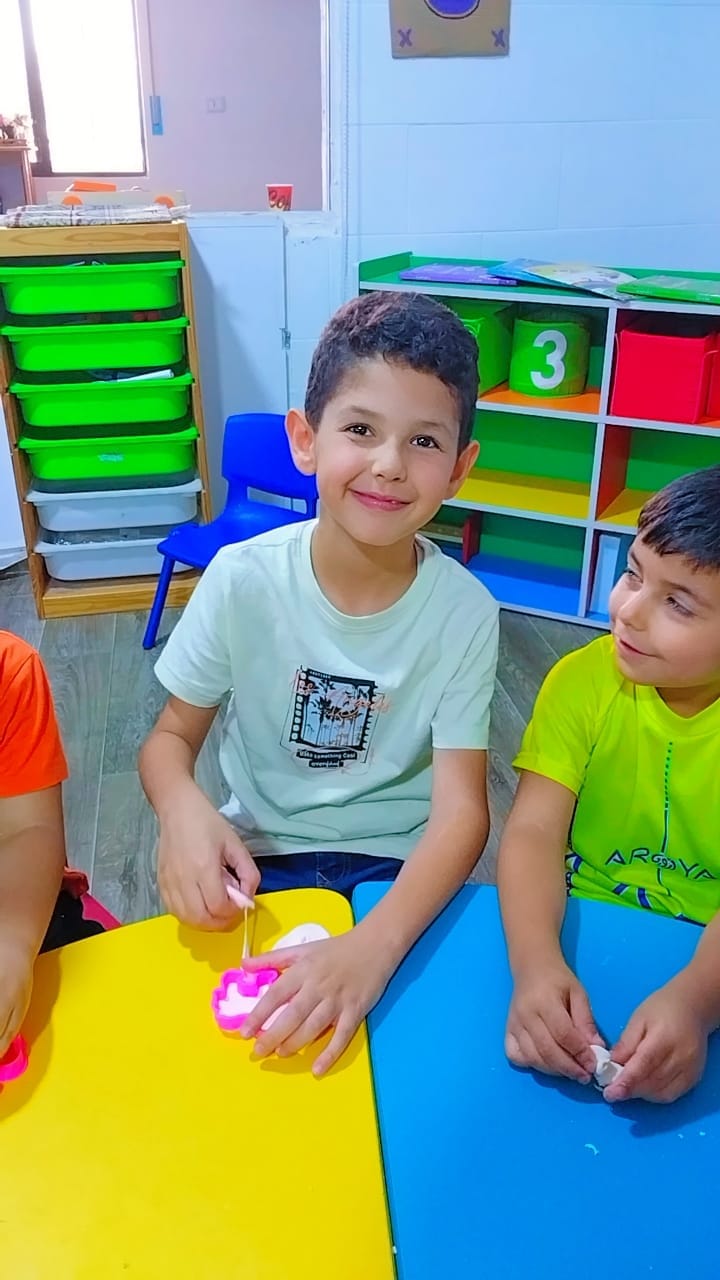 حضانة بيت السكاكر slide 8