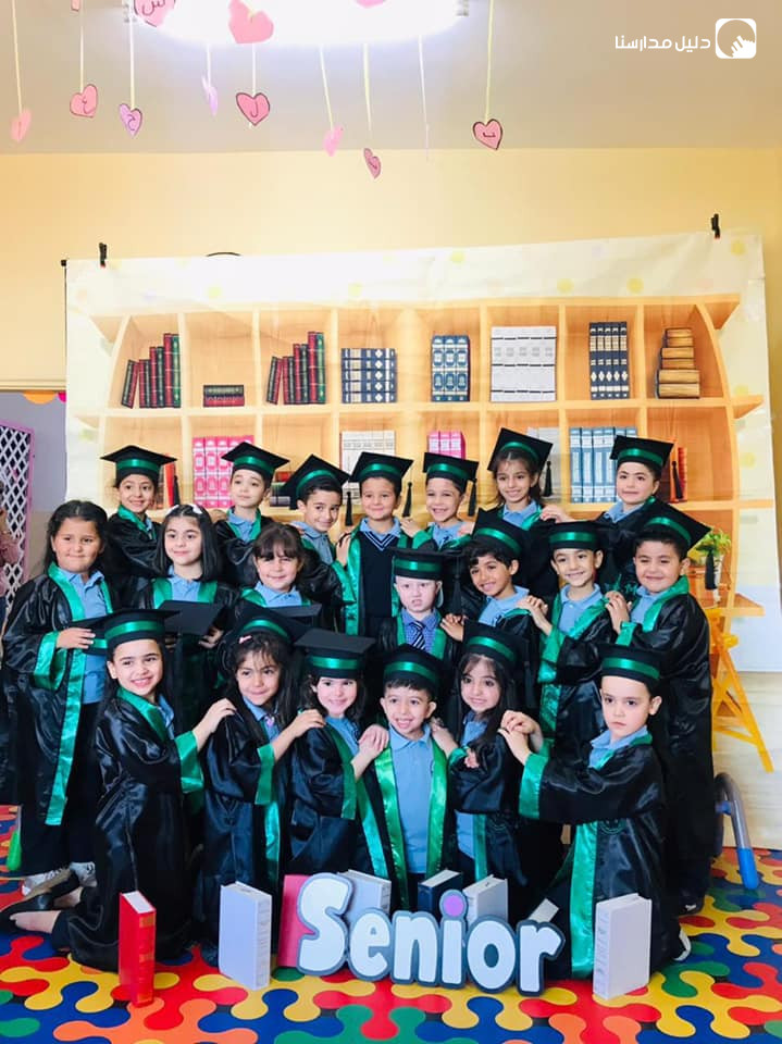 مدارس وروضة براعم الربيع slide 3