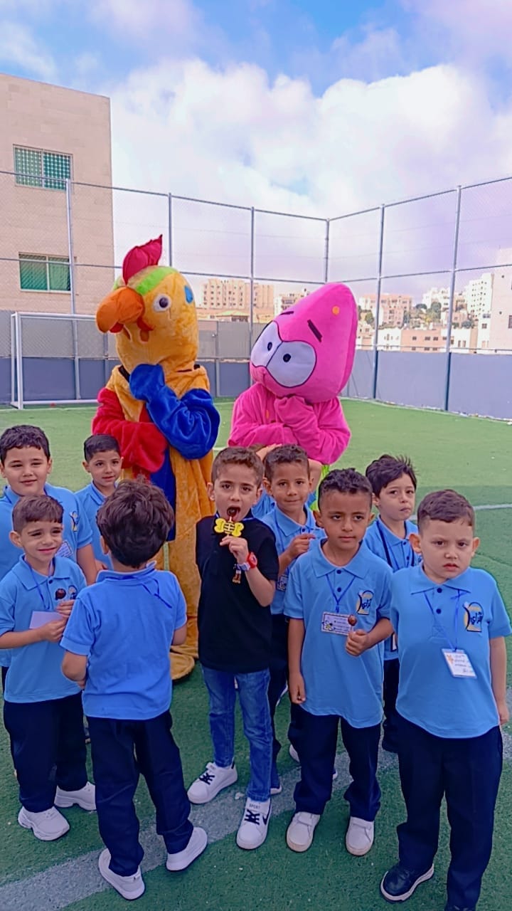 مدرسة نور الرأي slide 2