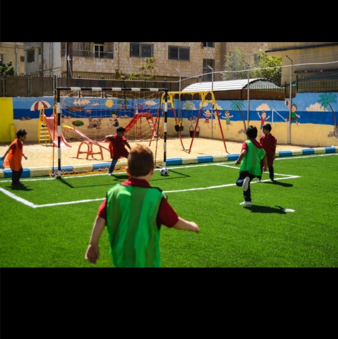 أكاديمية روابي الزرقاء