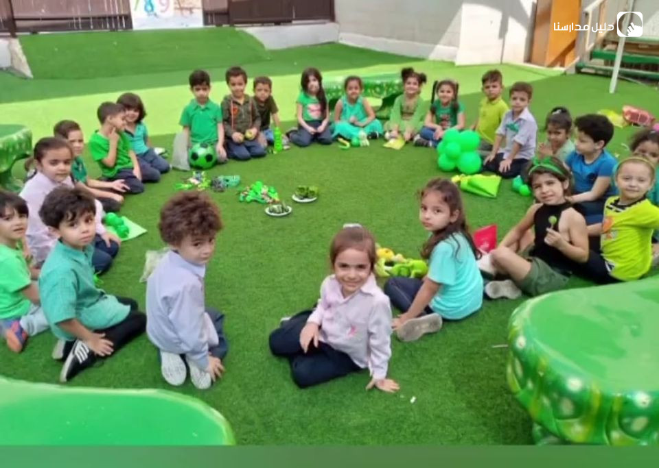 مدرسة و روضة الوقار النموذجية slide 2