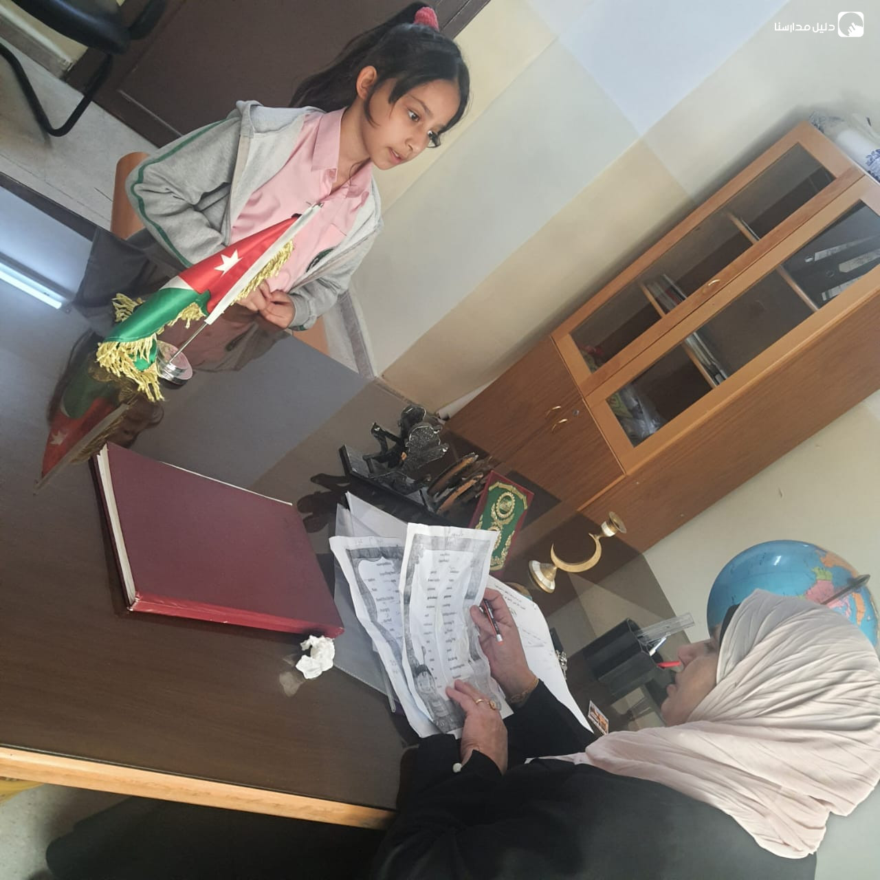 مدرسة وروضة الظفرة النموذجية slide 4