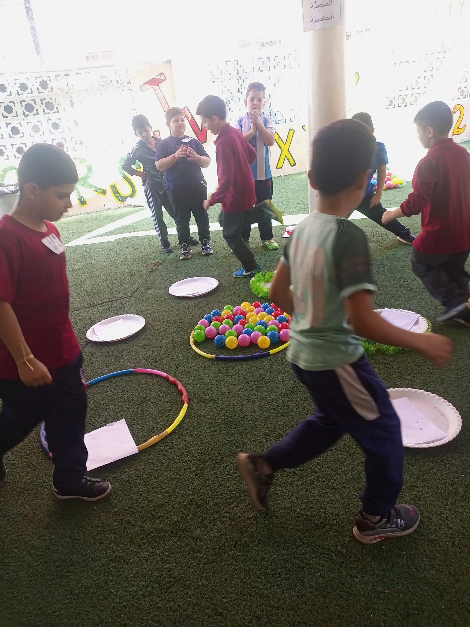 مدرسة المشاعل الحديثة slide 3