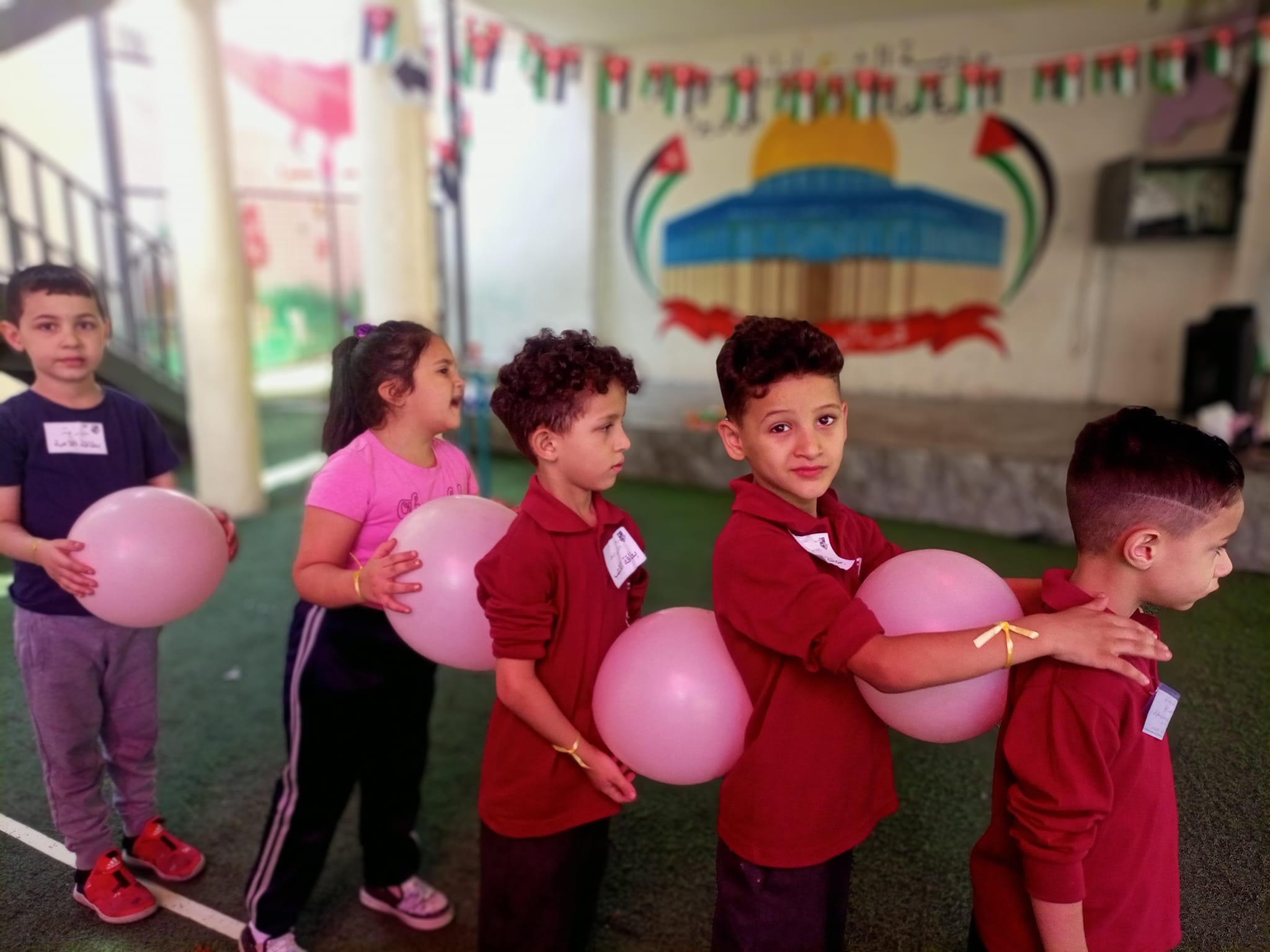 مدرسة المشاعل الحديثة slide 6