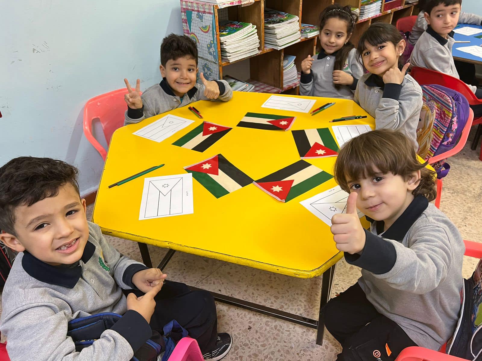 مدرسة وروضة الأكاديمية الأندلسية العربية slide 3