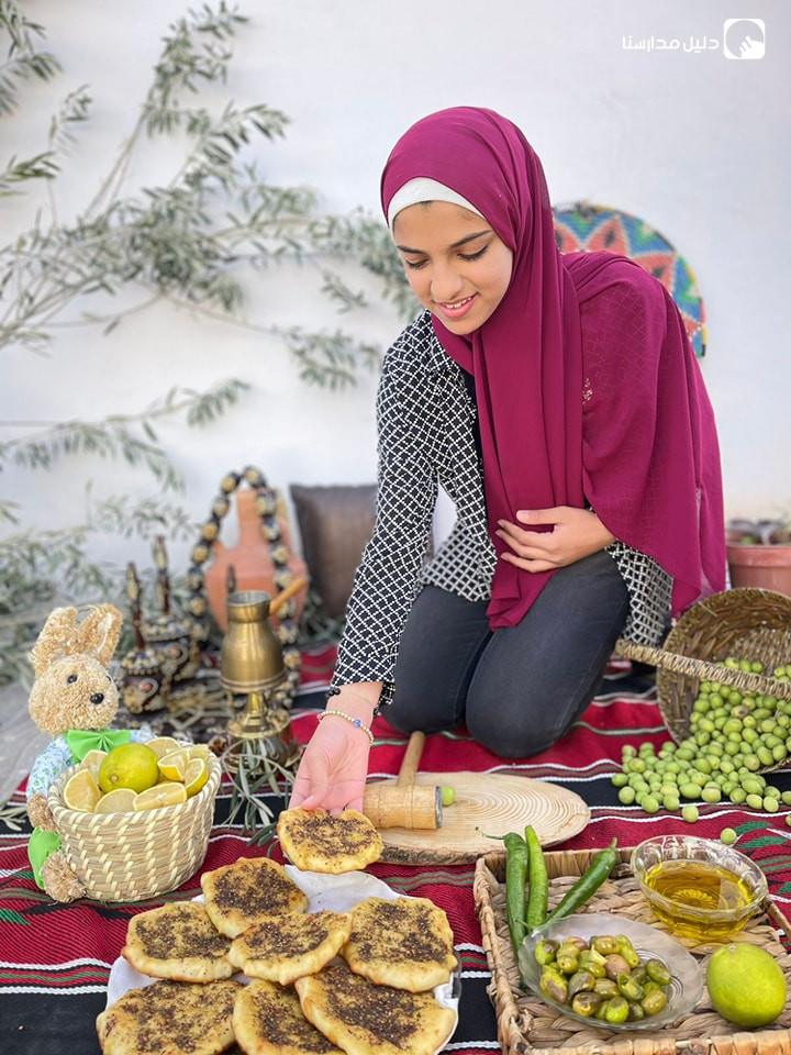 روضة و اكاديمية براعم الوطن slide 7