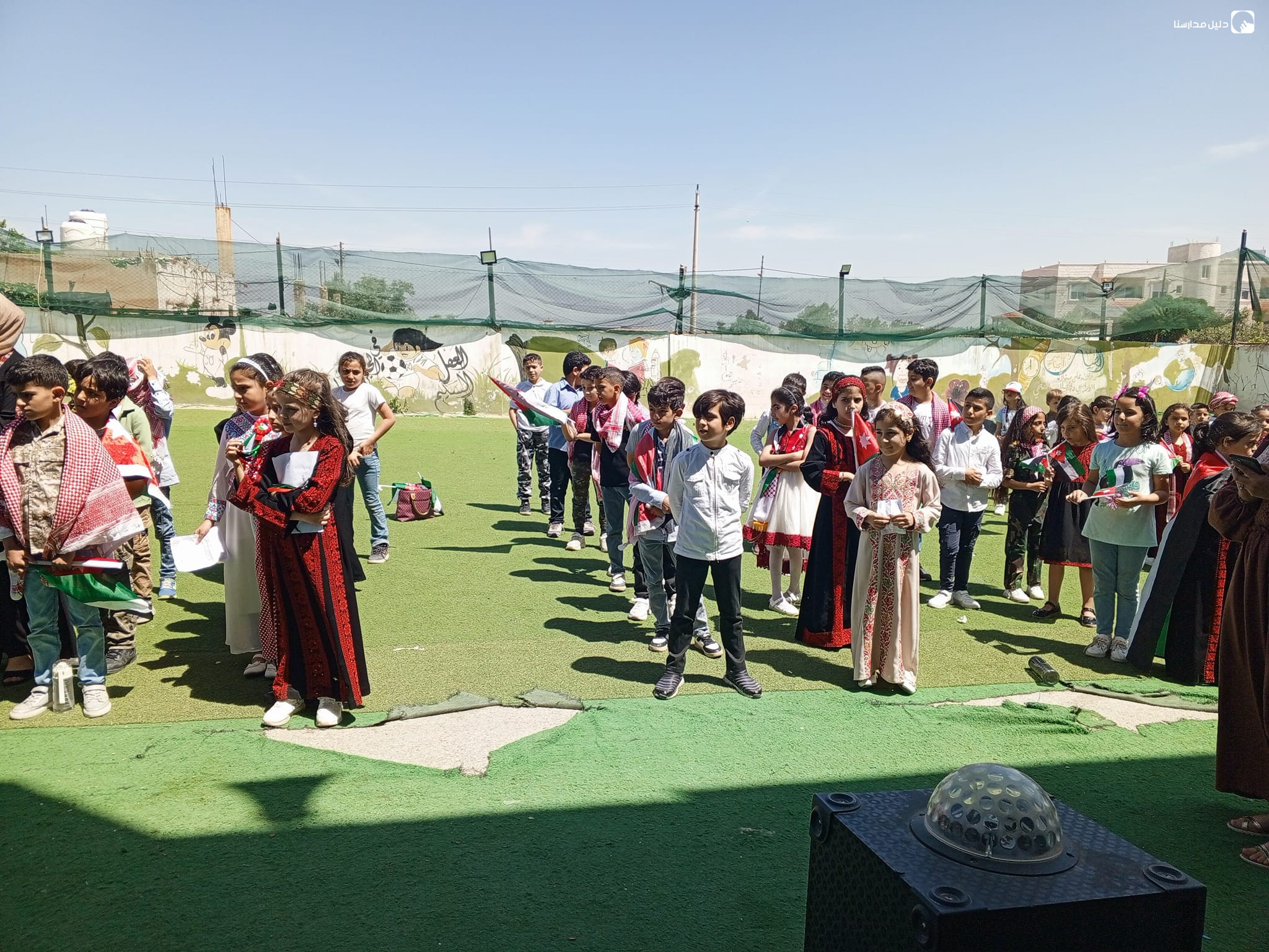 مدرسة البينة slide 5