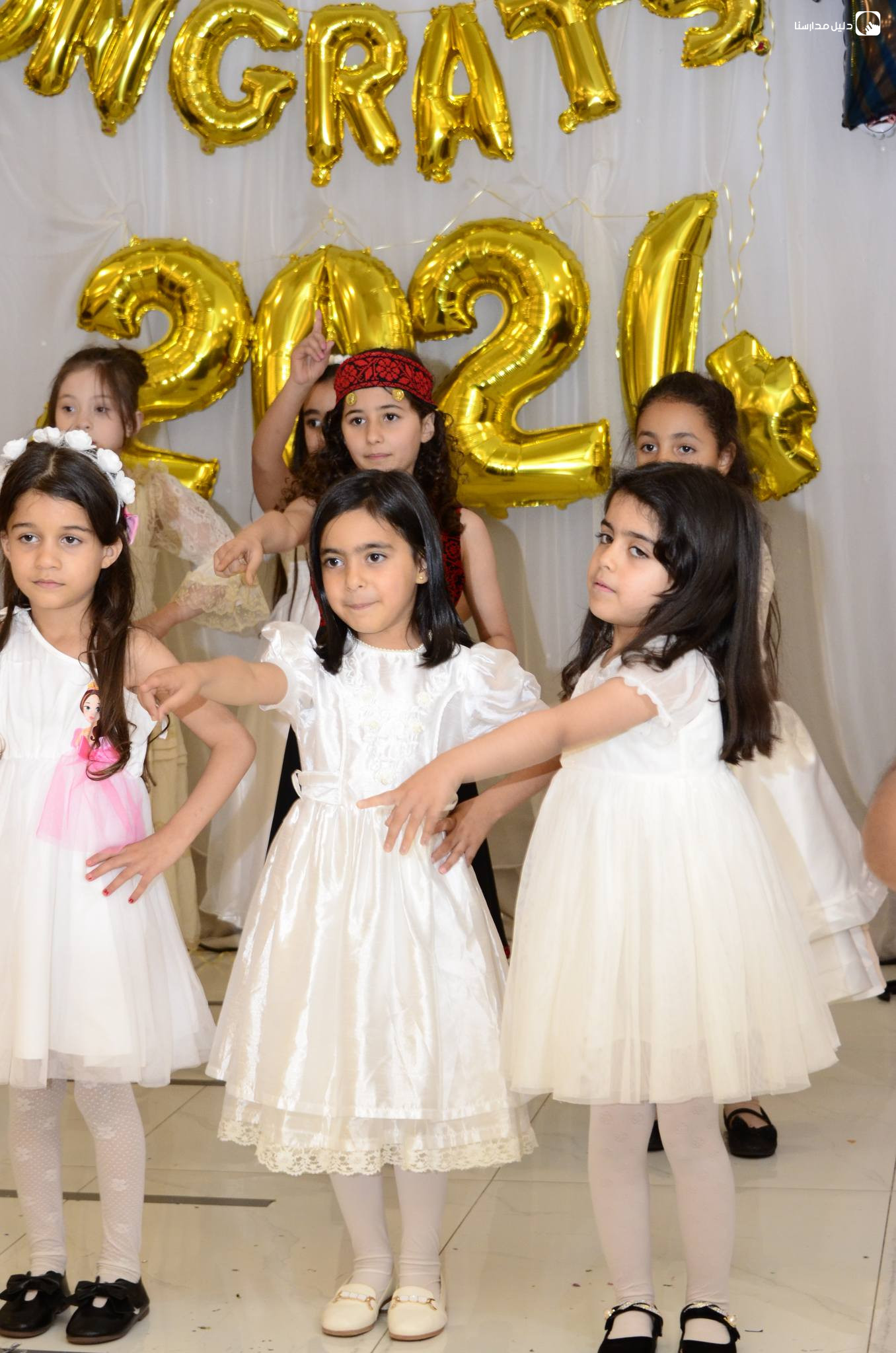 اكاديمية زهرة فيولا slide 3