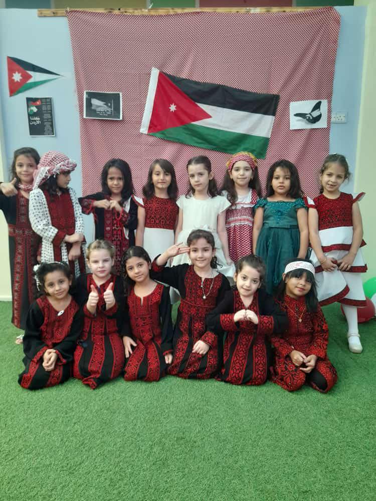 روضة و مدرسة السرايا slide 6