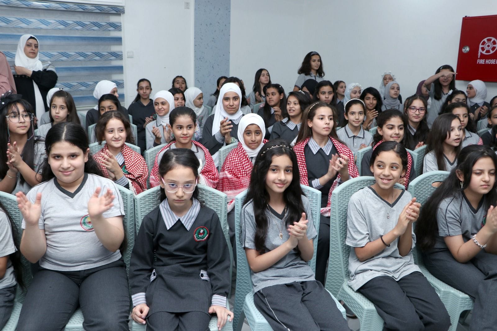 مدرسة الاخاء الاسلامية slide 2