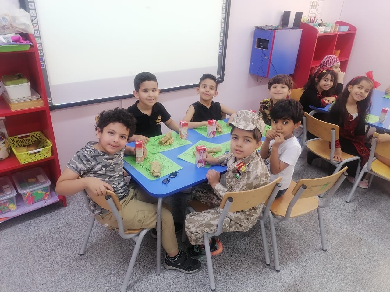 مدرسة بطريركية الروم الارثوذكس المقدسية حنينا slide 4