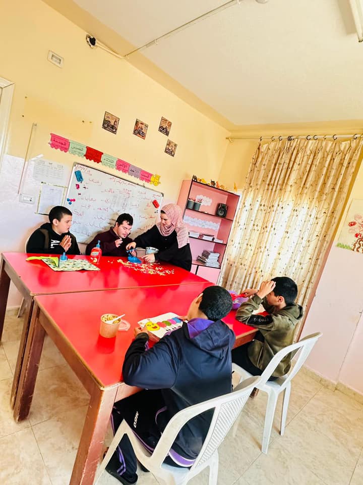مركز بسمة للتريية الختصة slide 8