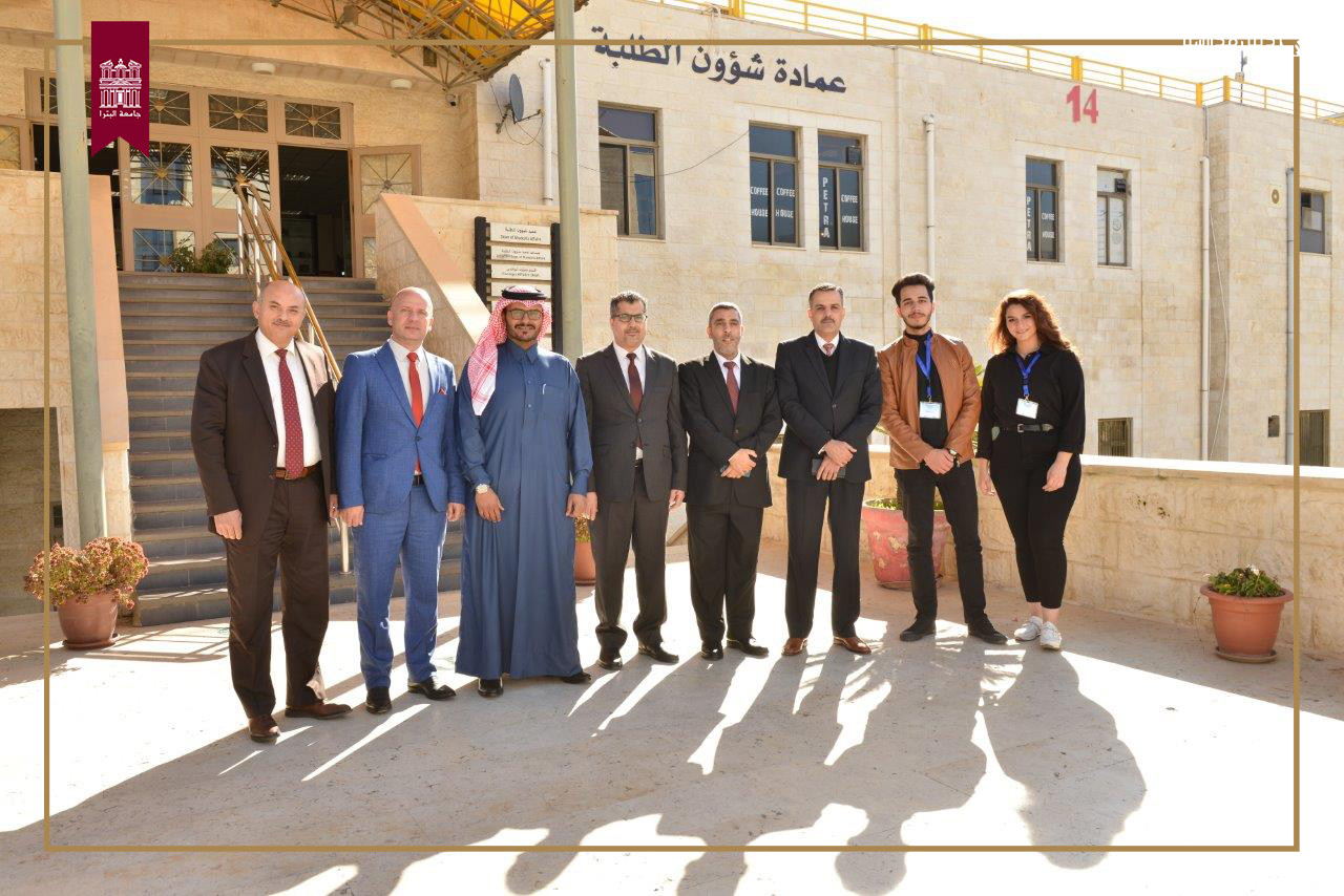 جامعة البترا slide 4