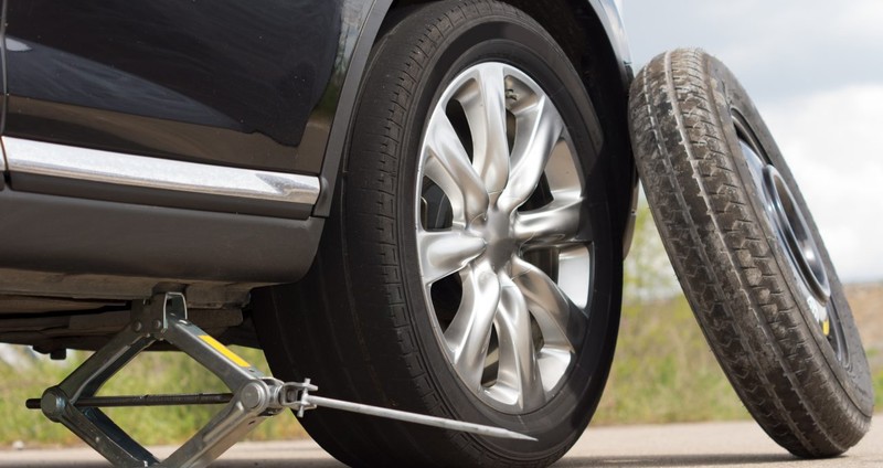 searchLayout.resultCard.imageAlt.blog - ما سر تخلي بعض شركات السيارات عن الإطار الاحتياطي؟