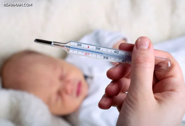 كيفية التعامل مع ارتفاع الحرارة عند الأطفال