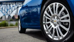 كيف يساعد تبديل إطارات السيارة بالحفاظ عليها؟ وكيف تفعل ذلك بطريقة صحيحة؟