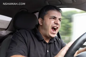 احذر أثناء القيادة على الطرق من قائدي هذه السيارات لخطورة قيادتهم احذر أثناء القيادة على الطرق من قائدي هذه السيارات لخطورة قيادتهم