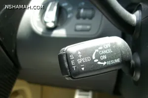 مميزات وعيوب مثبت السرعة في السيارات