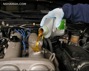 أبرز العلامات التحذيرية على تلف زيت المحرك وضرورة تغييره